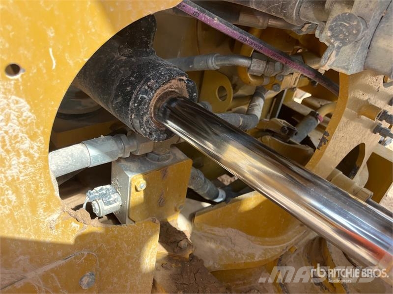 CAT 966K Wheel Loader Wheel loaders