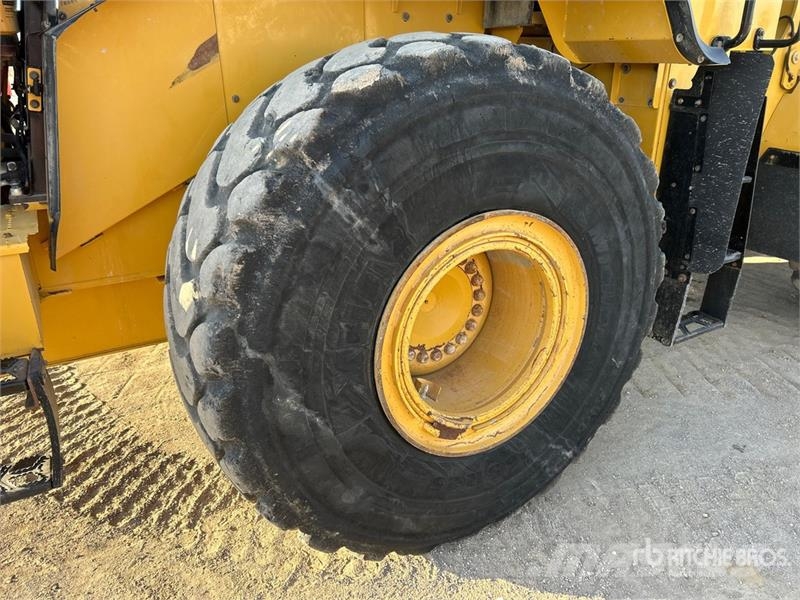 CAT 966K Wheel Loader Kolesni nakladalci