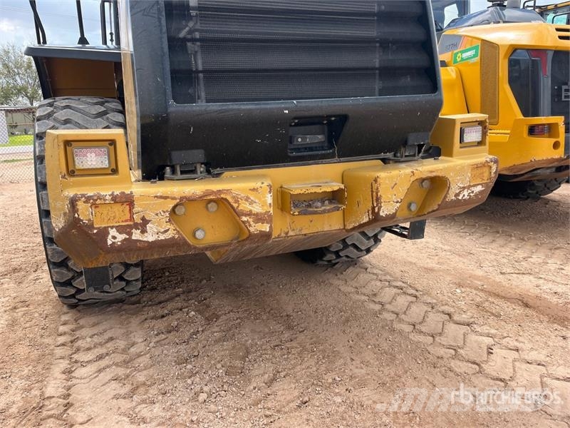 CAT 966K Wheel Loader Wheel loaders