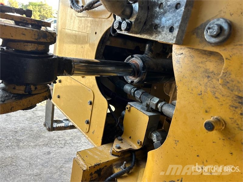 CAT 966K Wheel Loader Kolesni nakladalci