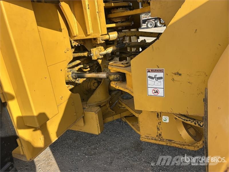 CAT 966K Wheel Loader 휠로우더