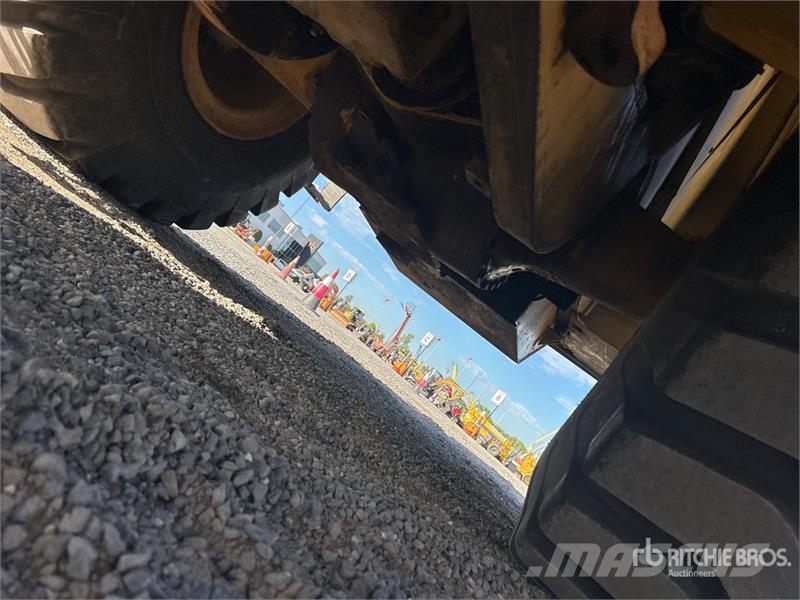 CAT 966K Wheel Loader 휠로우더