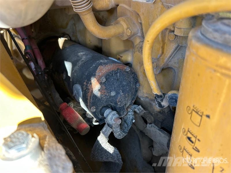CAT 966K Wheel Loader Kolesni nakladalci
