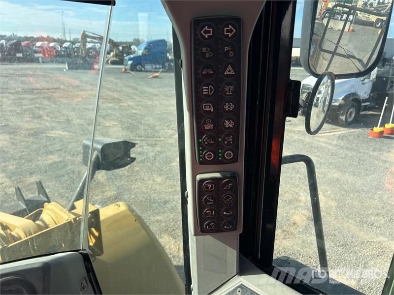 CAT 966K Wheel Loader 휠로우더