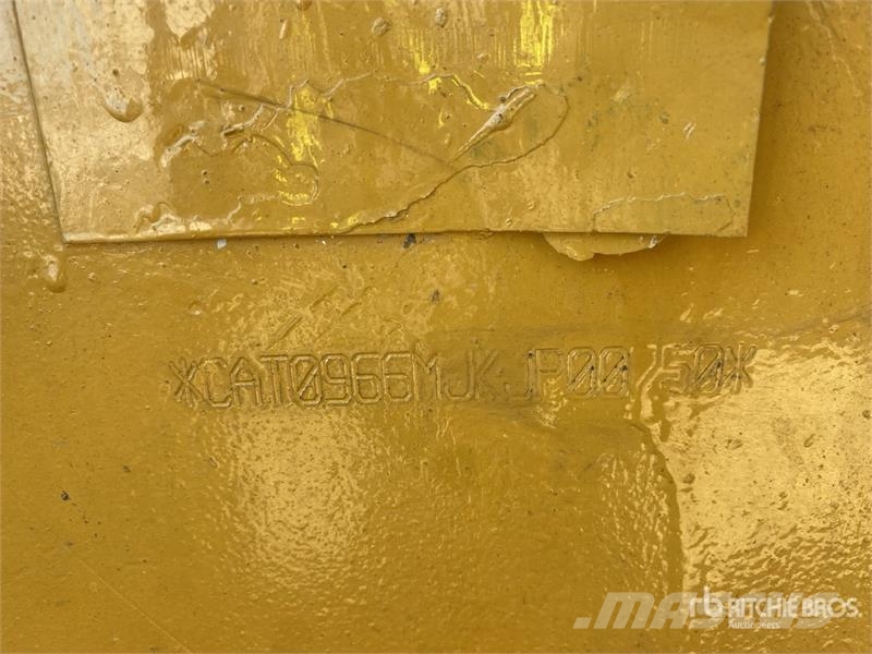 CAT 966M Wheel Loader (Inoperable) Chargeuse sur pneus