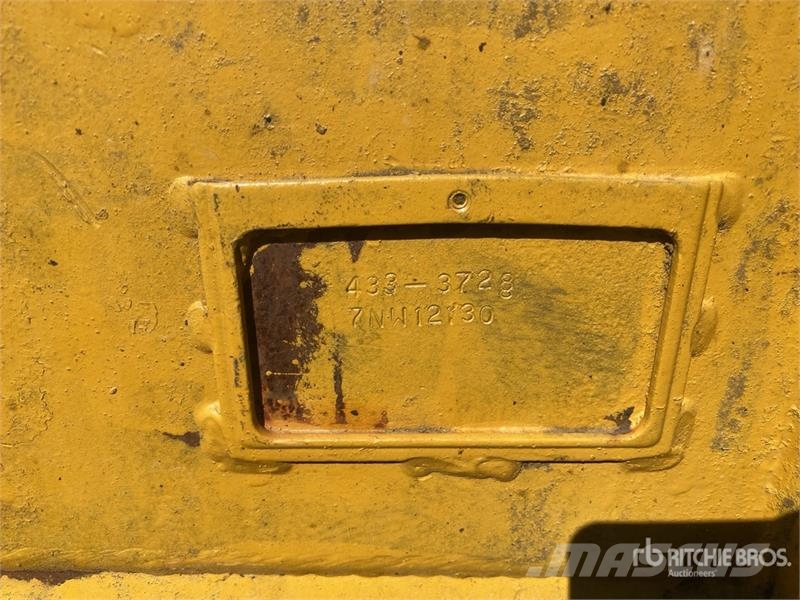 CAT 966M Wheel Loader (Inoperable) Chargeuse sur pneus