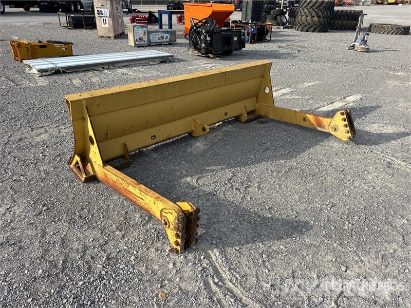 CAT 98 in Straight Dozer Blade Blades