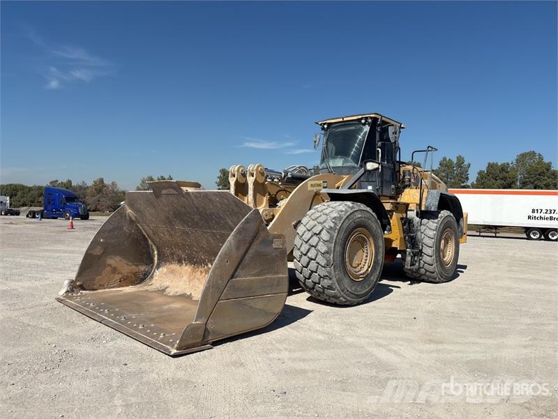 CAT 982 Wheel Loader Kolové nakladače