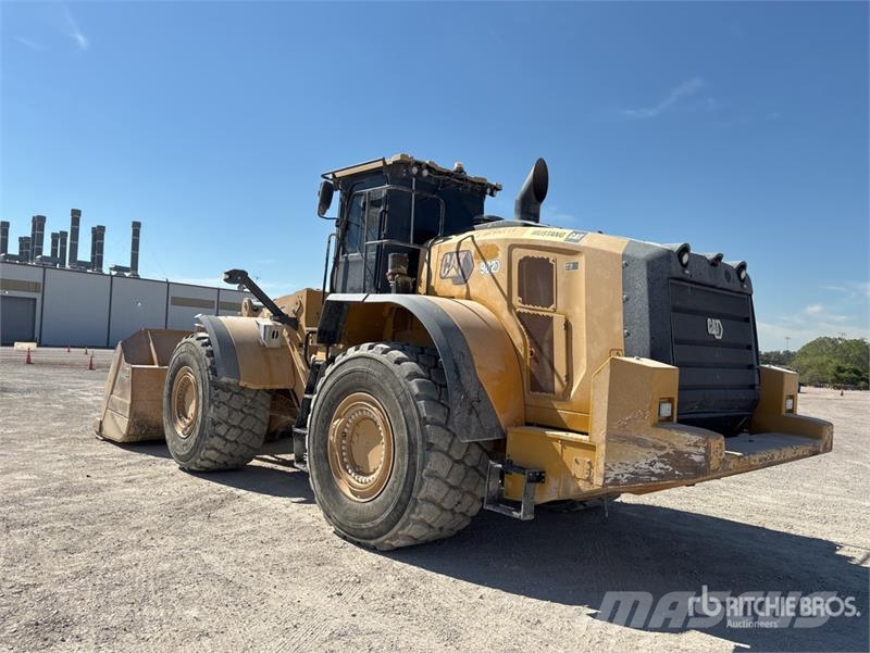 CAT 982 Wheel Loader Kolové nakladače