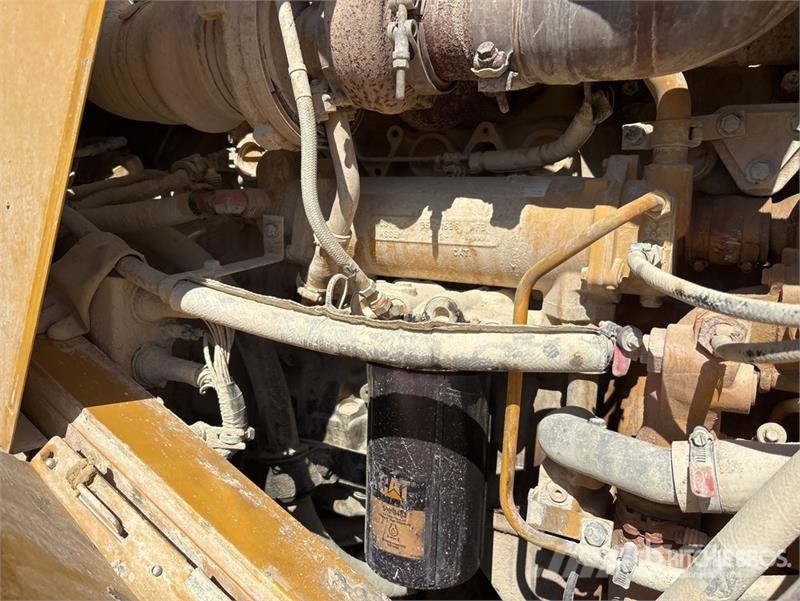 CAT 982 Wheel Loader Kolové nakladače