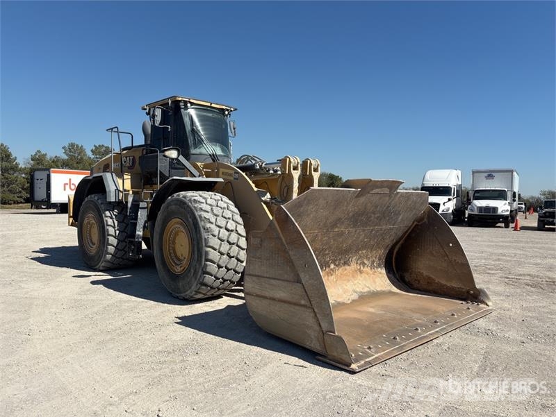 CAT 982 Wheel Loader Kolové nakladače