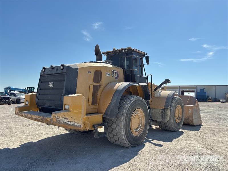 CAT 982 Wheel Loader Kolové nakladače