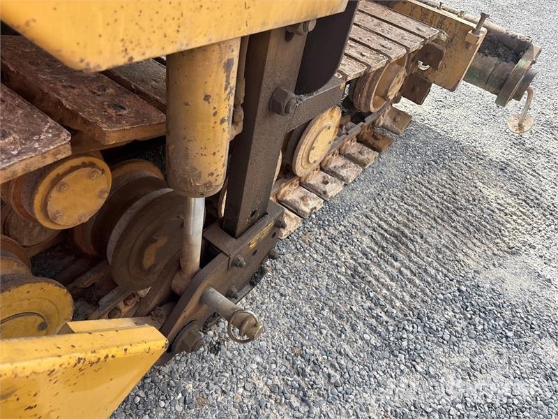 CAT AP-650B Aszfalt terítõ gépek