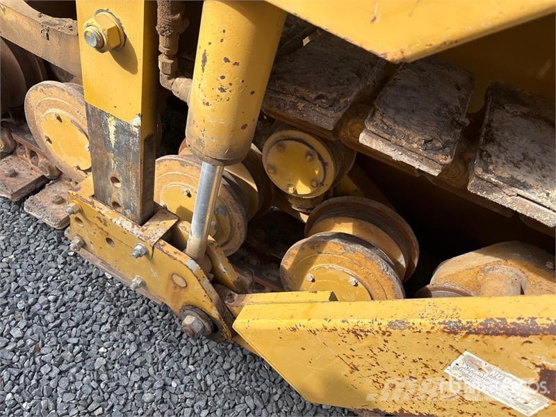 CAT AP-650B Aszfalt terítõ gépek