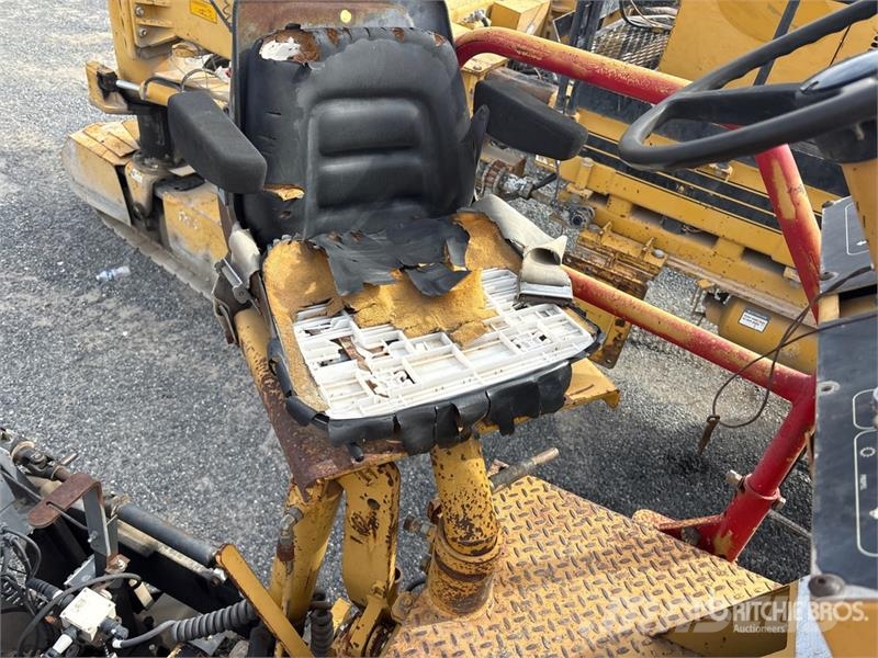 CAT AP-650B Aszfalt terítõ gépek