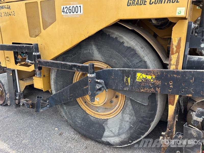 CAT AP1000F Wheel Asphalt Paver Strassenfertiger