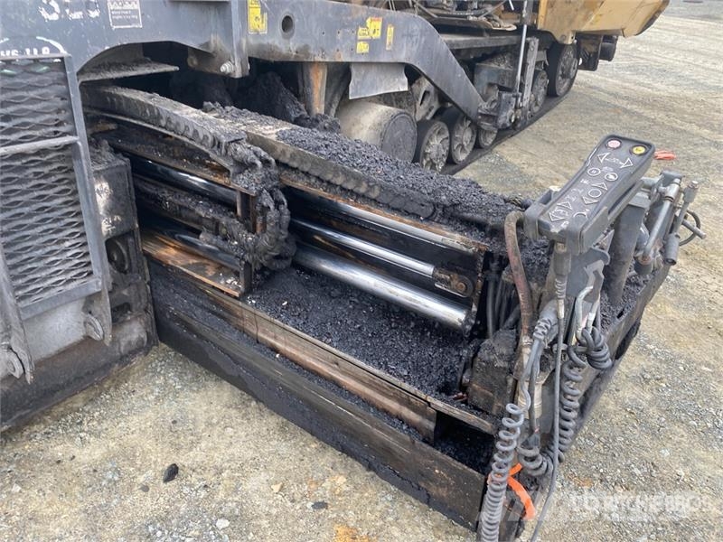 CAT AP655F Track Asphalt Paver معدات السفلتة