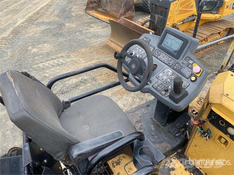 CAT AP655F Track Asphalt Paver معدات السفلتة