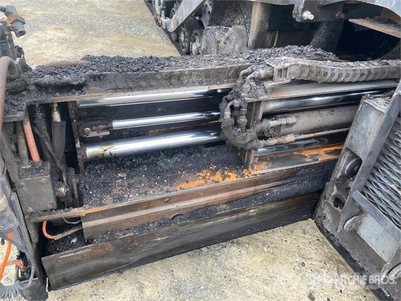 CAT AP655F Track Asphalt Paver معدات السفلتة