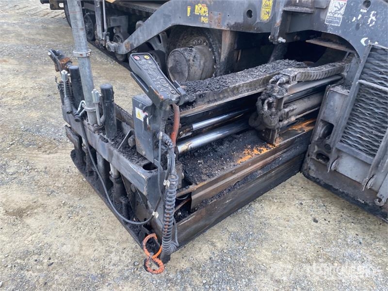 CAT AP655F Track Asphalt Paver معدات السفلتة
