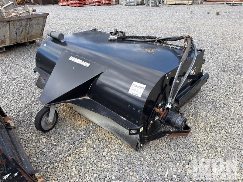 CAT BP118C 72 in Skid Steer Sweeper Metle