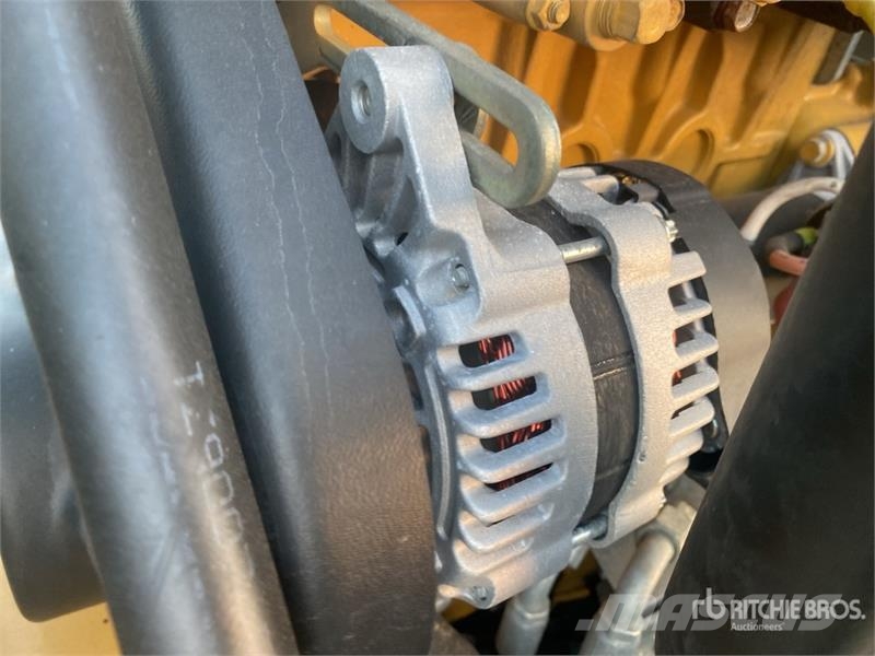 CAT CB2.7 Double Drum Roller Tandemwalzen