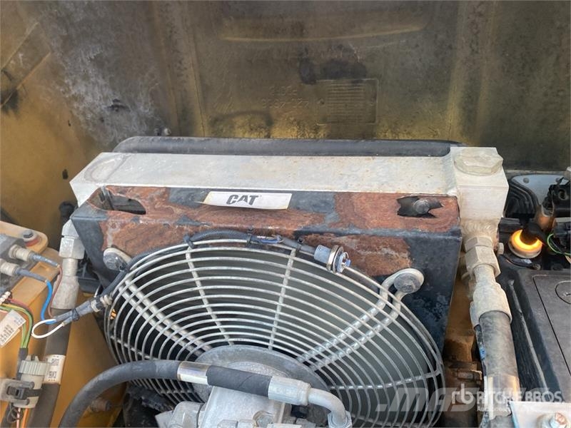 CAT CB2.7 Double Drum Roller Tandemwalzen