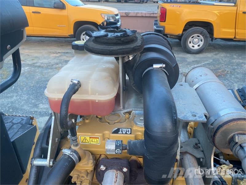 CAT CB2.7 Double Drum Roller Tandemwalzen