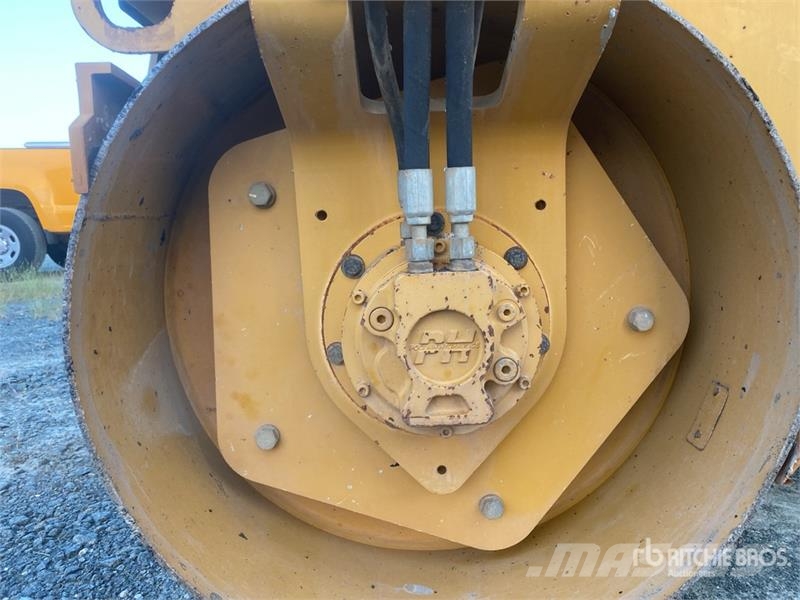 CAT CB2.7 Double Drum Roller Tandemwalzen