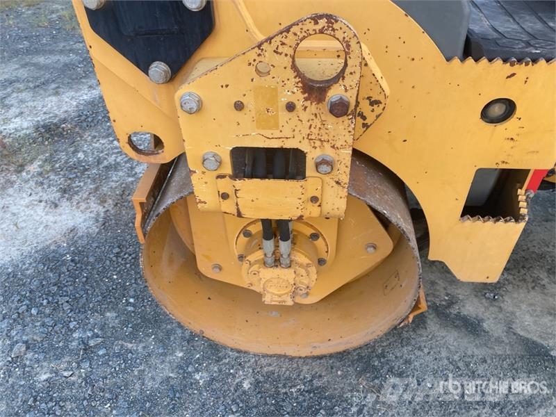 CAT CB2.7 Double Drum Roller Tandemwalzen