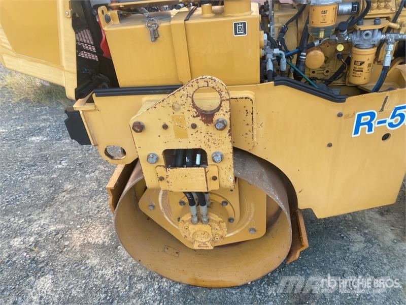 CAT CB2.7 Double Drum Roller Tandemwalzen