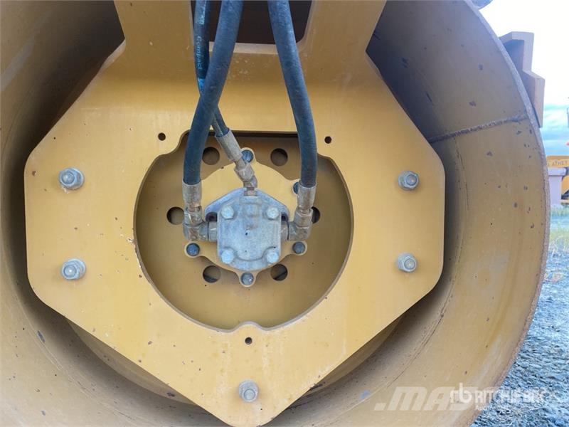 CAT CB2.7 Double Drum Roller Tandemwalzen