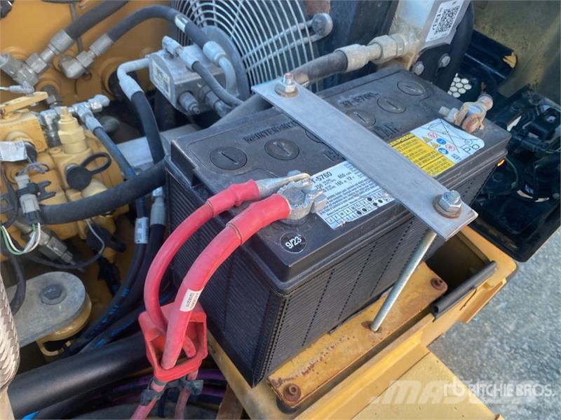CAT CB2.7 Double Drum Roller Tandemwalzen