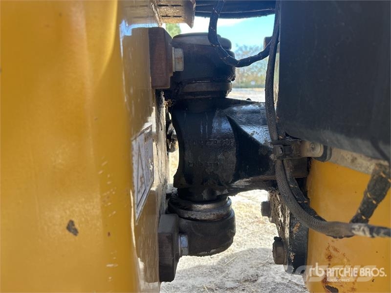 CAT CB34B Double Drum Roller Tandemwalzen