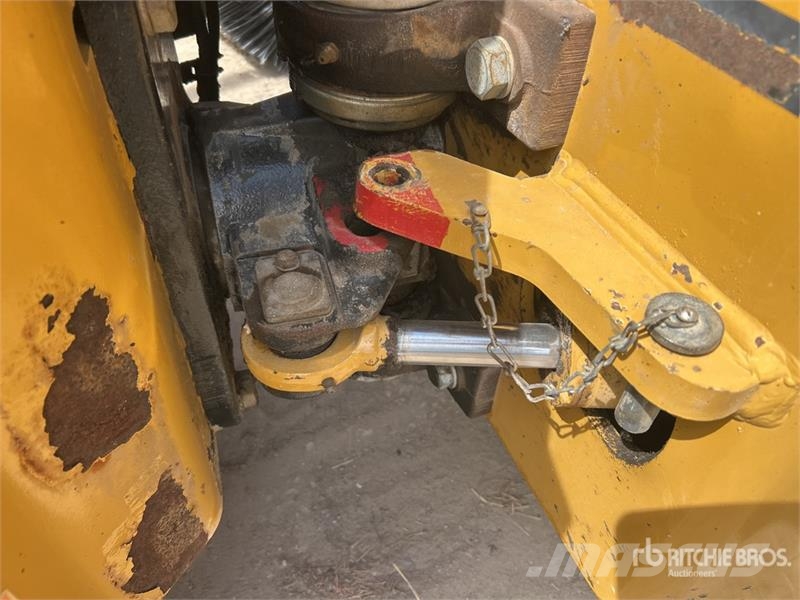CAT CB34B Double Drum Roller Tandemwalzen