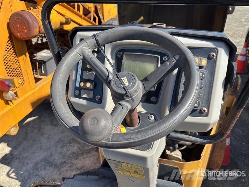 CAT CB34B Double Drum Roller Tandemwalzen
