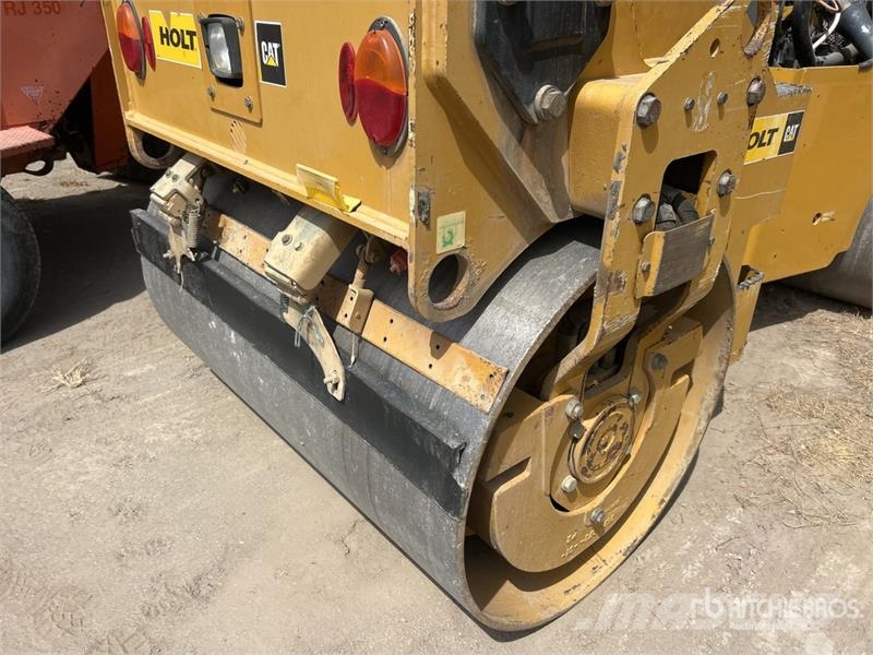 CAT CB34B Double Drum Roller Tandemwalzen