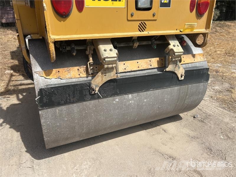CAT CB34B Double Drum Roller Tandemwalzen