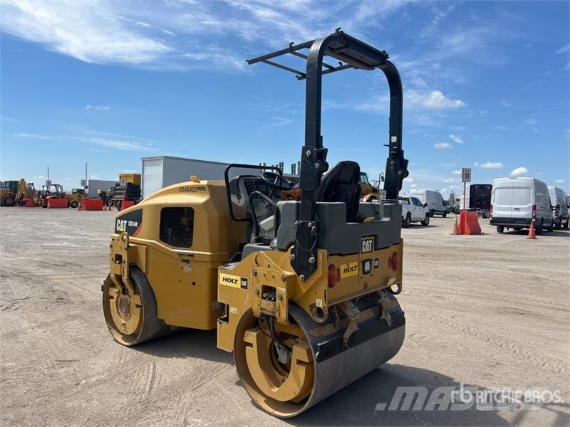 CAT CB34B Double Drum Roller Tandemwalzen