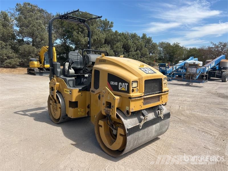 CAT CB34B Double Drum Roller Tandemwalzen
