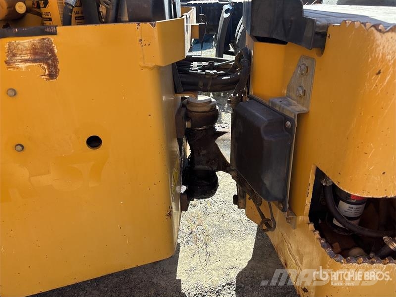 CAT CB34B Double Drum Roller Tandemwalzen