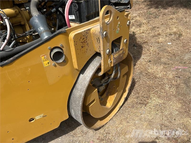 CAT CB34B Double Drum Roller Tandemwalzen