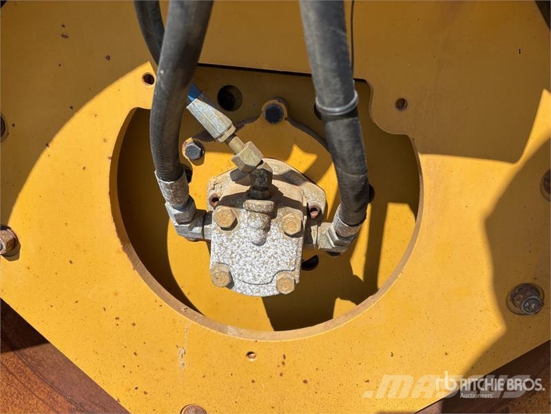 CAT CB34B Double Drum Roller Tandemwalzen
