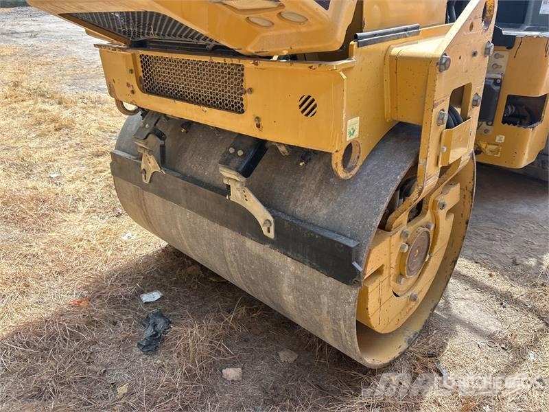 CAT CB34B Double Drum Roller Tandemwalzen