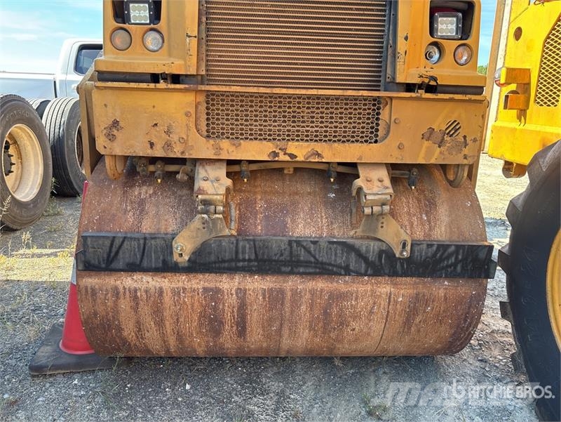 CAT CB34B Double Drum Roller Tandemwalzen