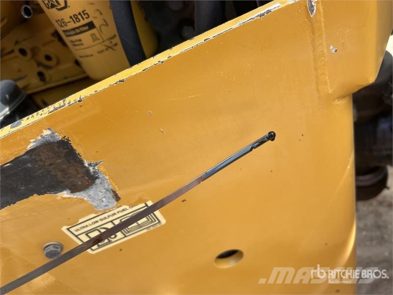 CAT CB34B Double Drum Roller Tandemwalzen
