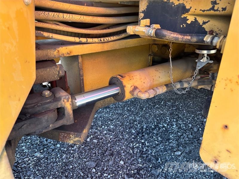 CAT CB434D Double Drum Roller مداحل ثنائية الاسطوانة