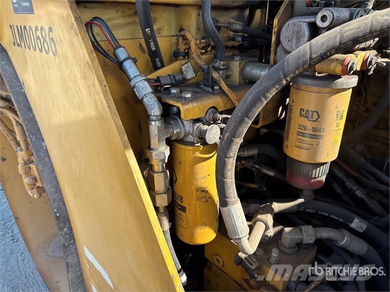 CAT CB54 Double Drum Roller مداحل ثنائية الاسطوانة