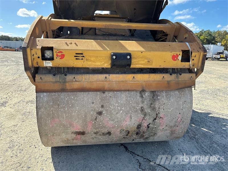 CAT CB54 Double Drum Roller مداحل ثنائية الاسطوانة