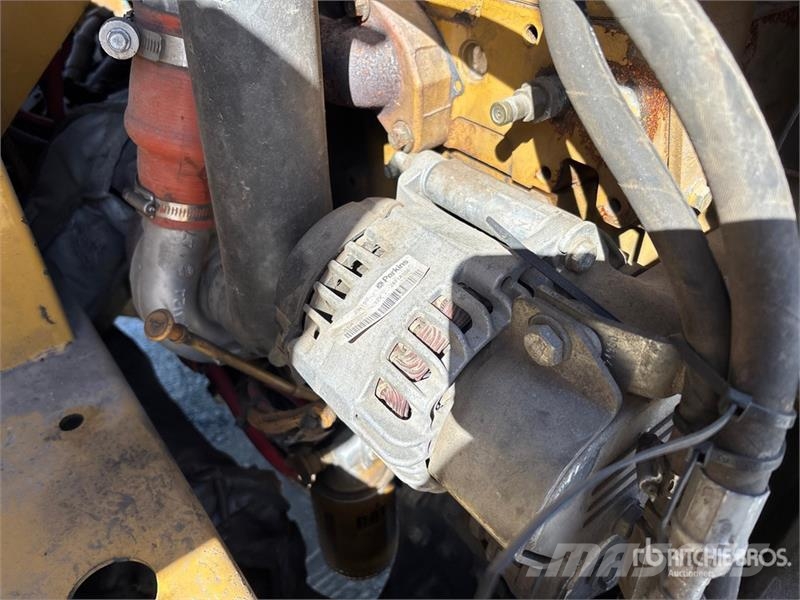 CAT CB54 Double Drum Roller مداحل ثنائية الاسطوانة
